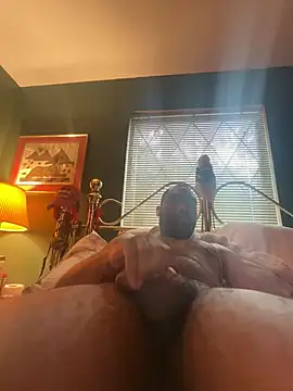 sukisnpaii Show in webcam