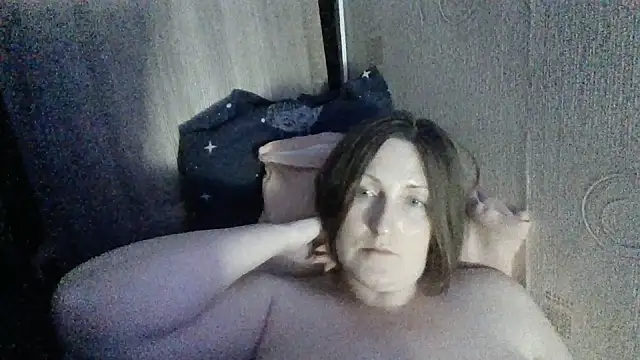 AllaSowinskaya Adlı Modelin Canlı XXX Sohbeti