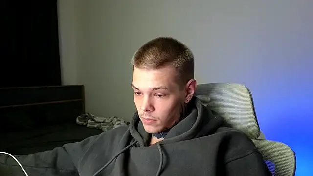 DENIS_HERE Webcam Show