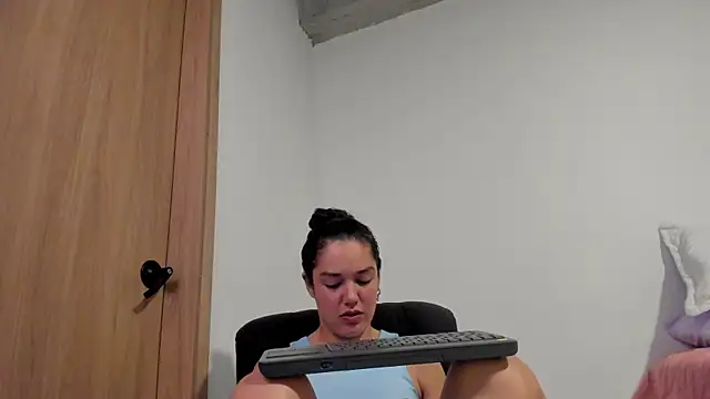 Živý XXX chat MiaRouseex