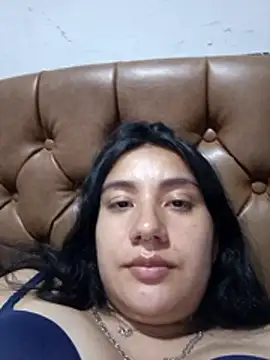 Hellen_Alex élő XXX-chatje