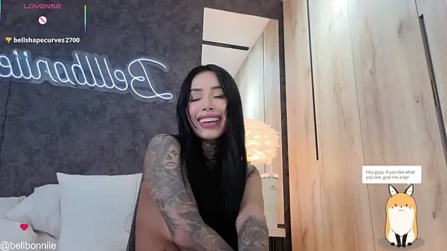 belllbonniie Show in webcam