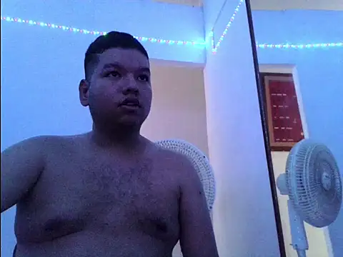 TheRegan Webcam Show