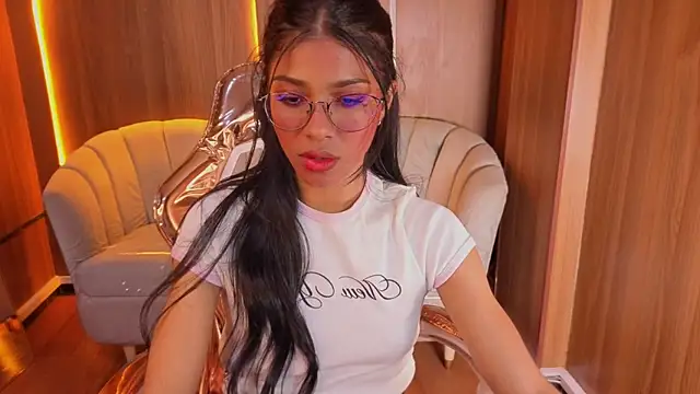 Alina_b_'s Live XXX Chat
