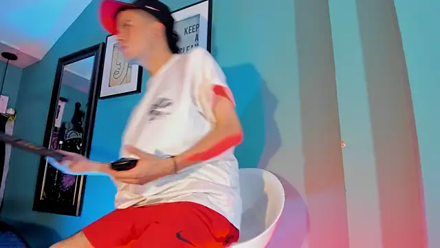 kevinn_bluee's Webcam Show
