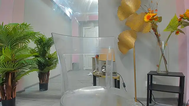 Cupcake_Izzy Chat XXX live