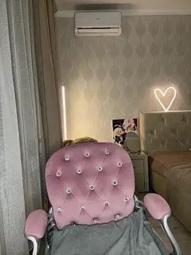 Chatroom XXX en direct de AlisaPearl