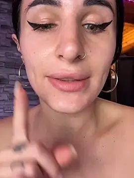 MissIvory95's Live XXX Chat