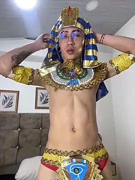 Show modela Yoshua_Smith_ na web-kameri