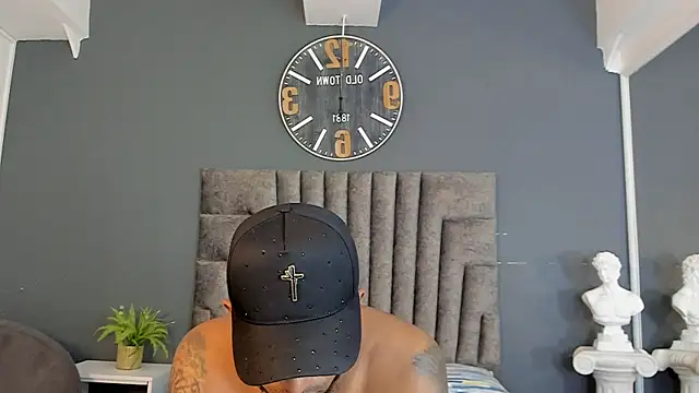 Chat +18 de Robin_Rief ao vivo