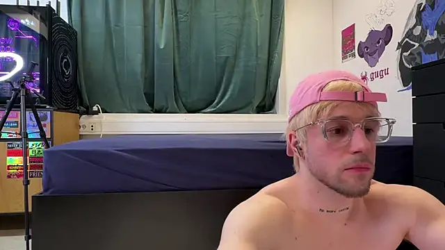 Show modela killa2053 na web-kameri