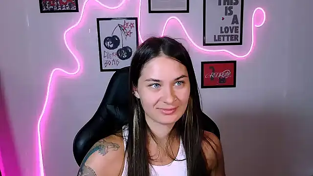 AlisaFrost's Live XXX Chat