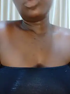 sexy_cutelips Live chatroom