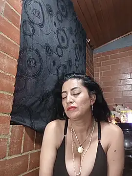 Alexandrina Adlı Modelin Canlı XXX Sohbeti