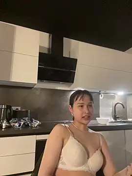 Just-Lilly Chat XXX live