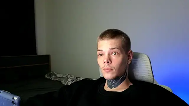 DENIS_HEREのライブXXXチャット