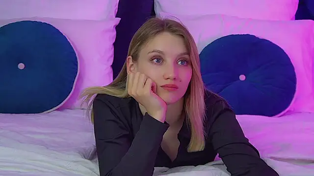 StacyEvances' Live XXX Chat