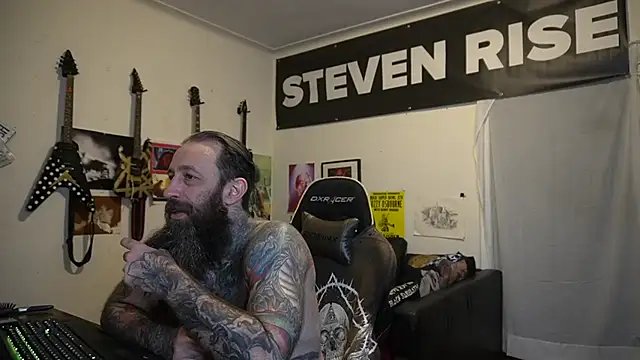 StevenRiseNYC élő XXX-chatje