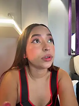 Živý XXX chat MiaCamille_