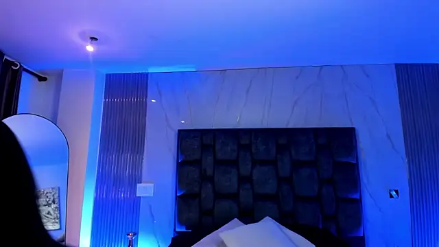 Chat XXX ao vivo de emy_fg