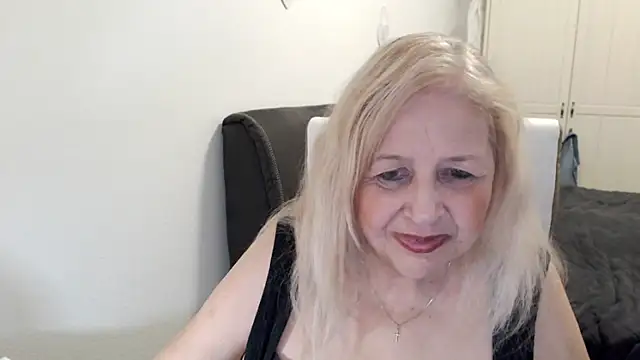 SusiLifeXXX – Live XXX-chat