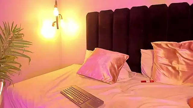 PeytonRouse1's Live XXX Chat
