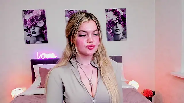 ZaraBloom – Naživo XXX chat