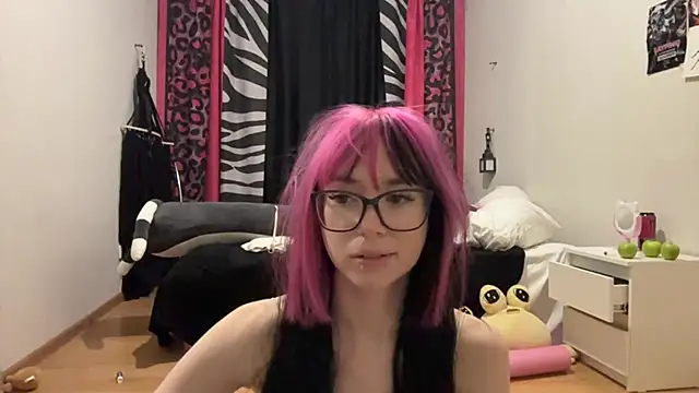 WifeAileen's Live XXX Chat