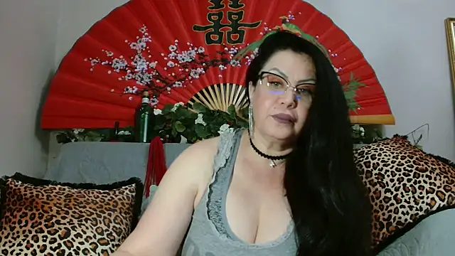 --I3lue_I3utterfly--'s Live XXX Chat