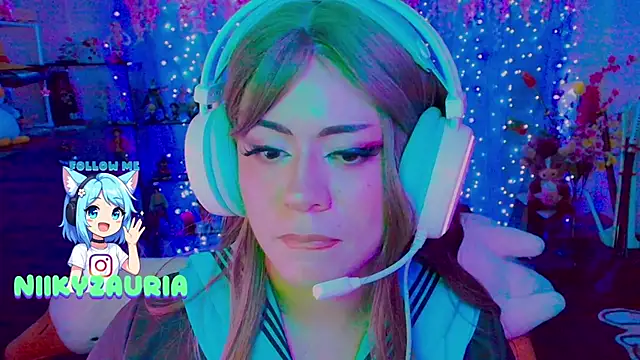 _niiky: απευθείας συνομιλία ΧΧΧ