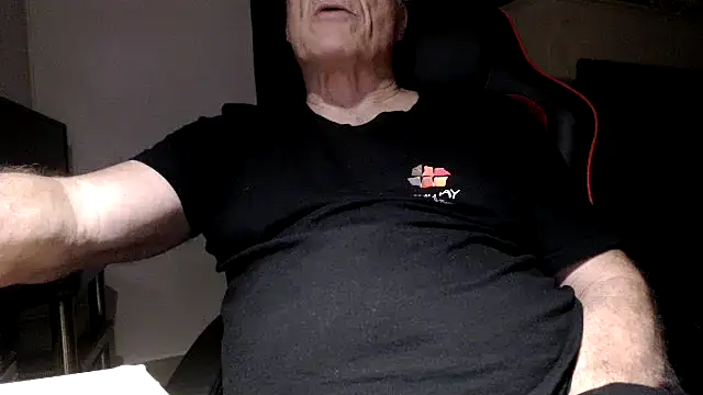 XXX chat uživo modela zemm54