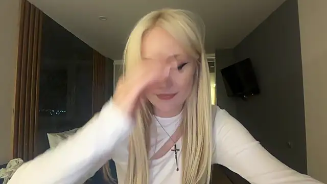 HeyMonkey_ Live XXX Chat