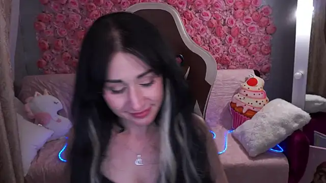 CarolinaaFoxyyy 现场XXX聊天