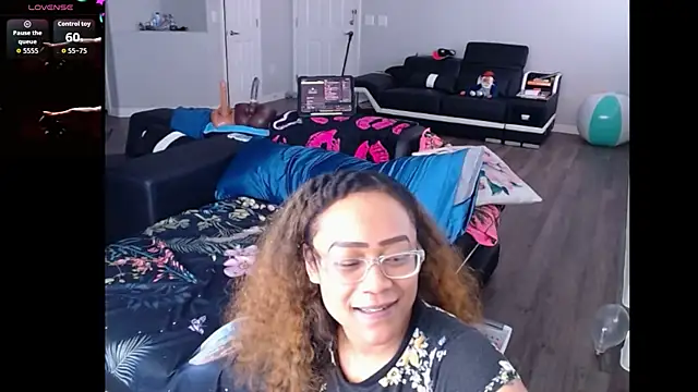 RylReese's Live Chat Room