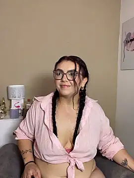AlmaraRouge Chat XXX in diretta