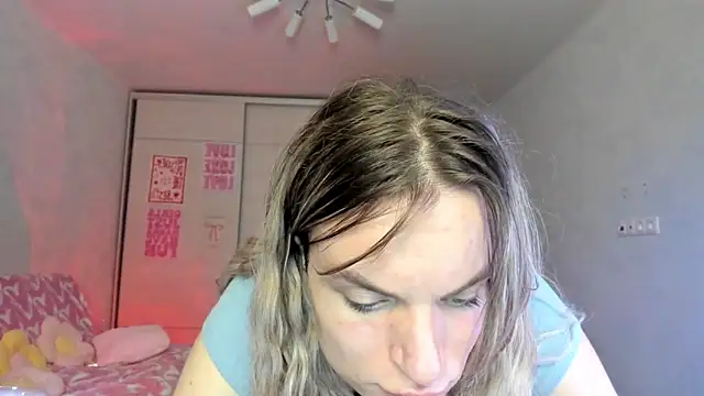 milliKira006n Webbikameraesitys