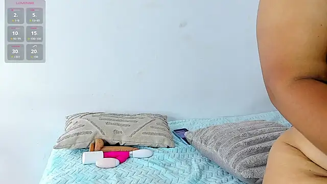 jessica__milf 即時 XXX 聊天