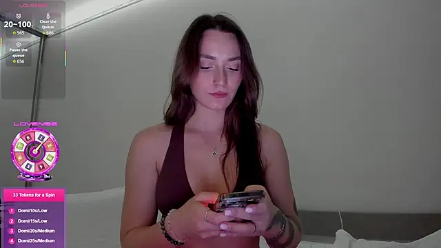 XXX chat uživo modela cutestdemon