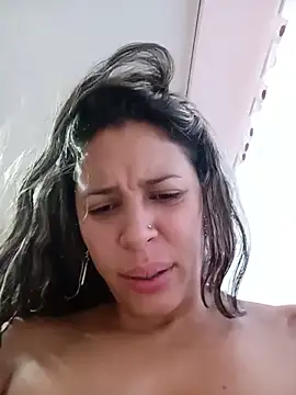 Chat XXX ao vivo de kiki_milu