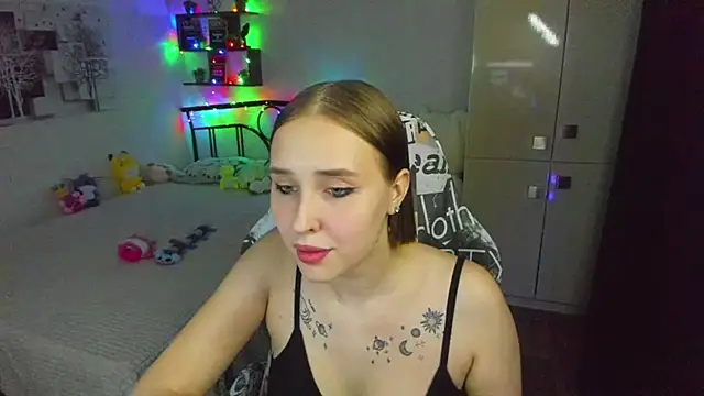 CrazyBitchInLace 现场XXX聊天