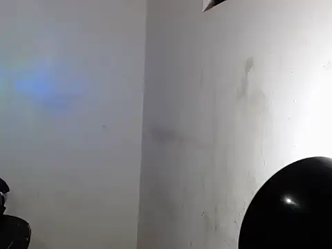 Živý XXX chat SexyboyHot2000