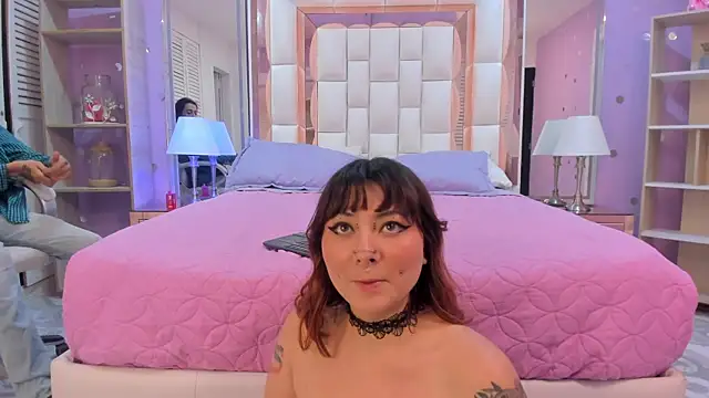 Chatroom XXX en direct de Goldentemptation_