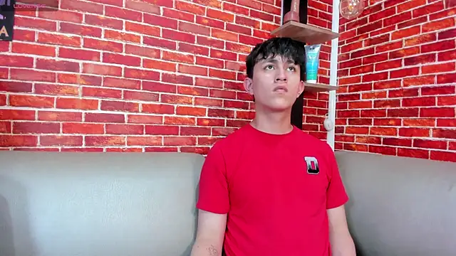 Chat XXX en directo de Hoot_boyss_