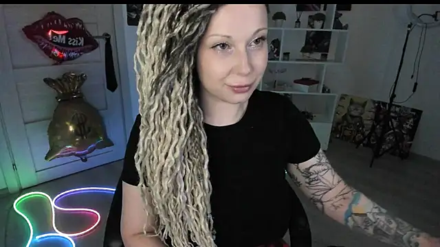 HoneySallyMoore élő XXX-chatje