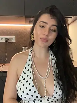 Chatroom XXX en direct de Evelyn___Sweet