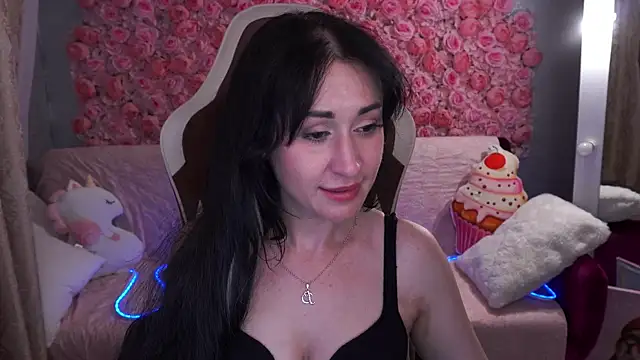 Chatroom XXX en direct de CarolinaaFoxyyy