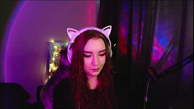 Chat +18 de Celia_Sensual_ ao vivo