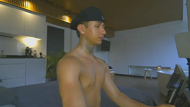 ArchiGoldd's Webcam Show