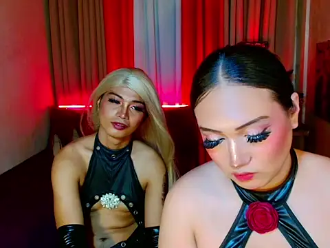 Phenomenal_Shemale – webcam-show