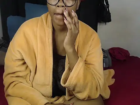 Chat XXX en directo de BustyNay